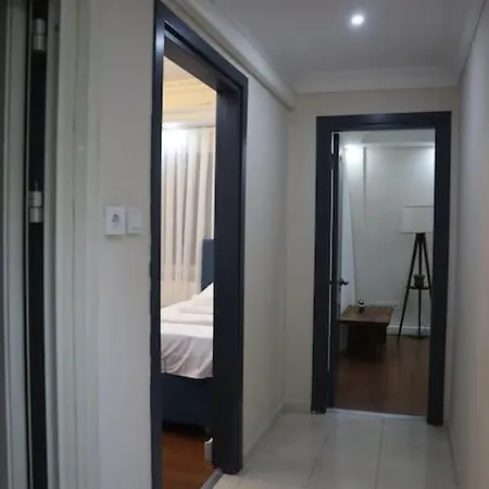 5+1 Sisli Metro Dibi Appartement *