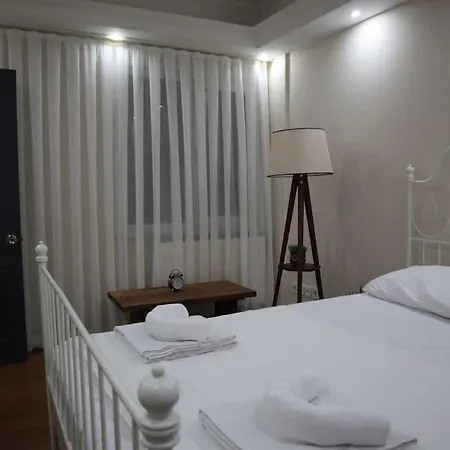 Apartment 5+1 Sisli Metro Dibi Istanbul